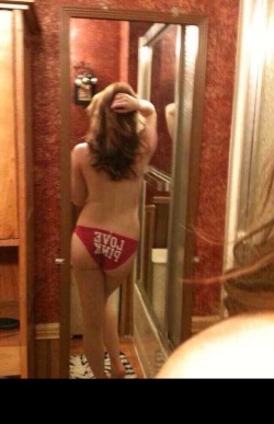 changeroomhotties:  Our first submission   Thanks Anon