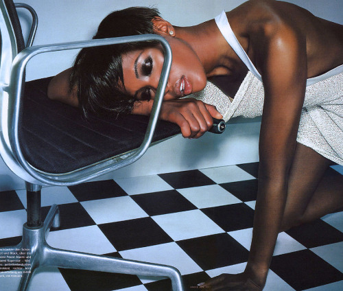 larastonesbitch: Naomi Campbell by Vincent Peters for Vogue Germany, June 2001