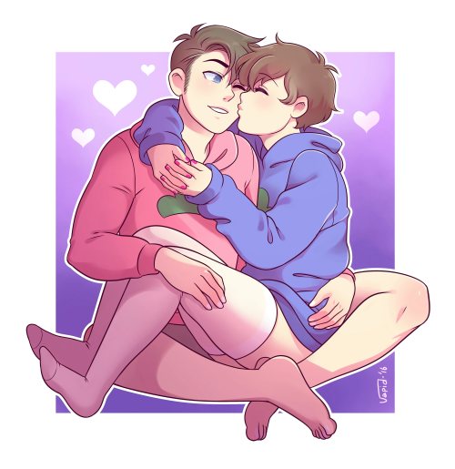 vapidart: Anon asked for a drawing in which Todomatsu wears Karamatsu’s hoodie, I decided to redraw an old drawing!  