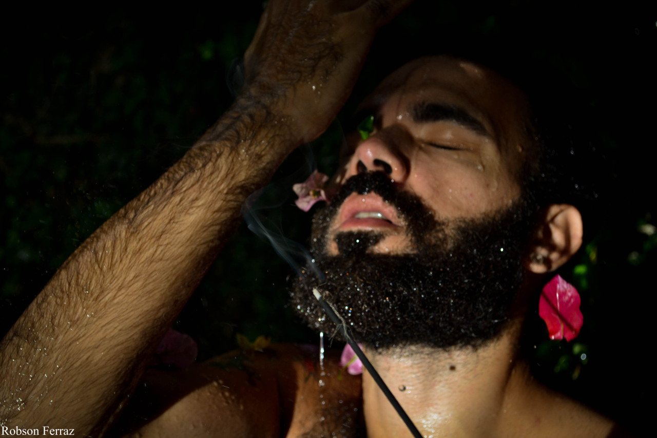 queersense:  Guy in the nature &ldquo;O homem na natureza e ao natural&rdquo;
