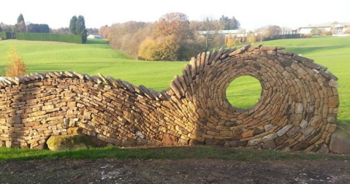 jedavu:Bricklayer Transforms Stone into Hypnotically Detailed SculpturesJohnny Clasper’s hypno