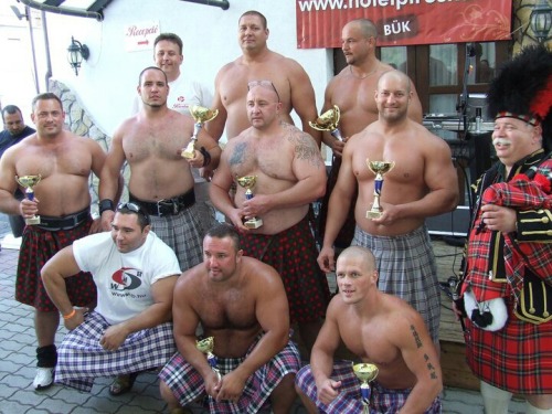 SUPER HOT BEARS