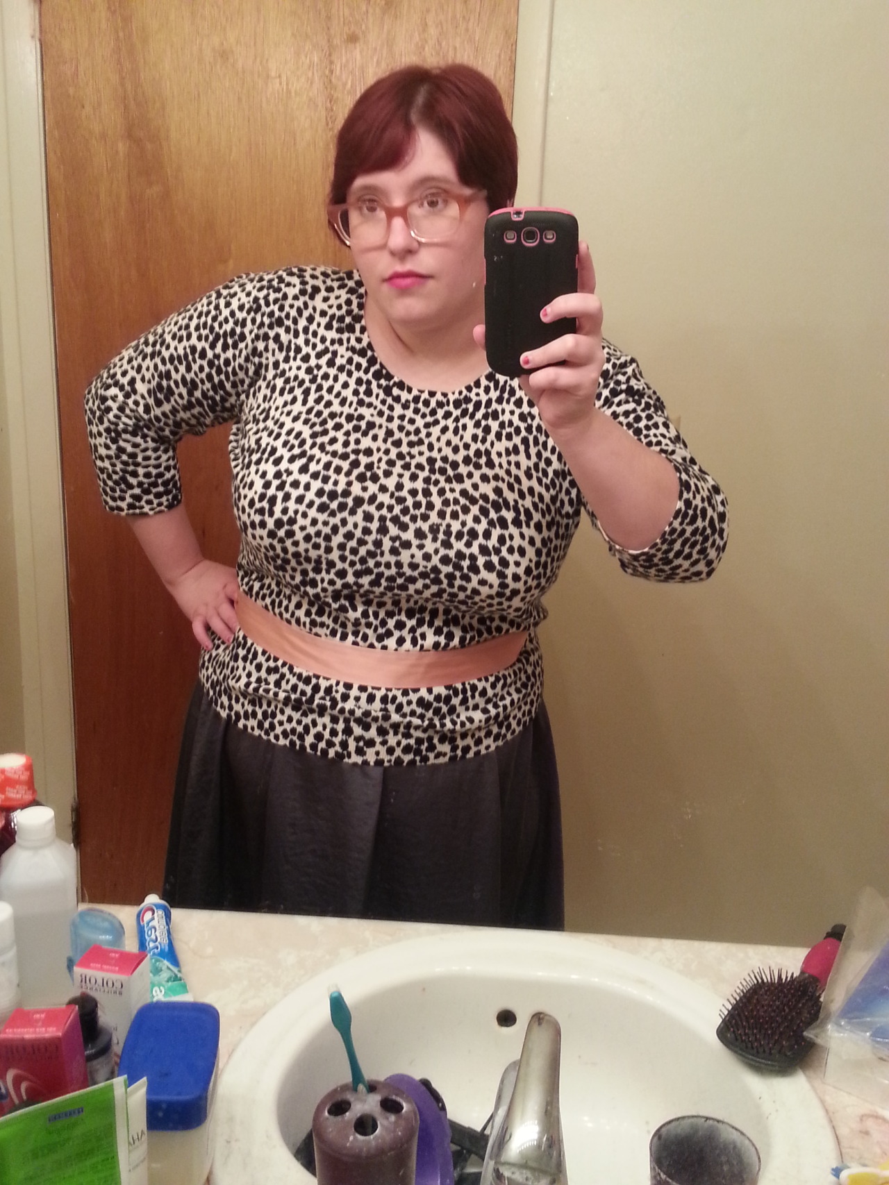 fuckyeahchubbyfashion:  I love this outfit! Skirt and sweater are both XL from Old