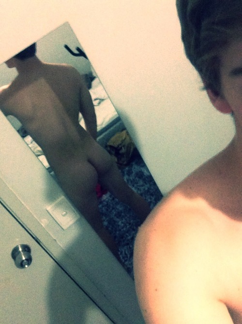 markymarklxix:  gay-peter-pan:  boystastegood:  Check out this CUTE 18yo Aussie boy and his fucking AMAZING arse!!!  Damn boy!  You can follow his blog here:  http://gay-peter-pan.tumblr.com/ - boystastegood  Somebody put all my pictures together,