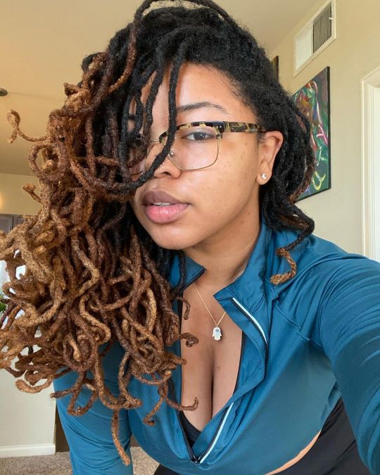 BEHOLD THE WONDEROUS BEAUTY THAT IS BLACK WOMEN WITH LOCS! THEY ARE GOD’S GIFT