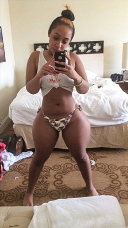 GOT DAMNNN,  HIPS DON’T LIE!