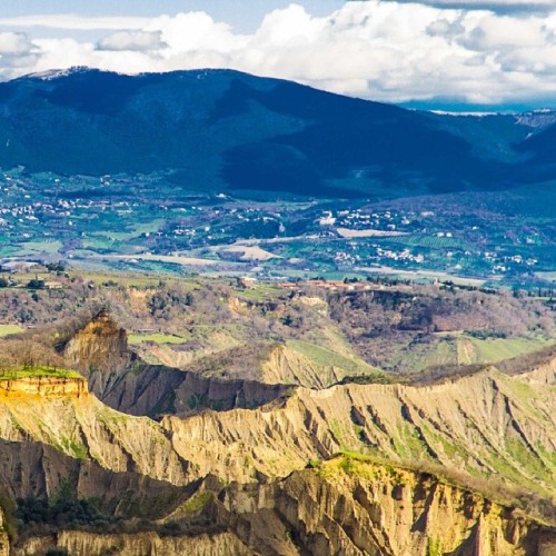 Civita di Bagnoregio Panorama#thefloatingcity #umbria #italy #civita #hilltown #civitadibagnoregio #