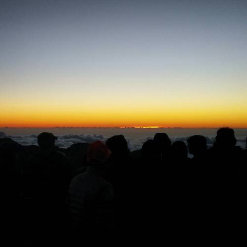 Porn Pics First light at 9700ft Haleakala volcano in