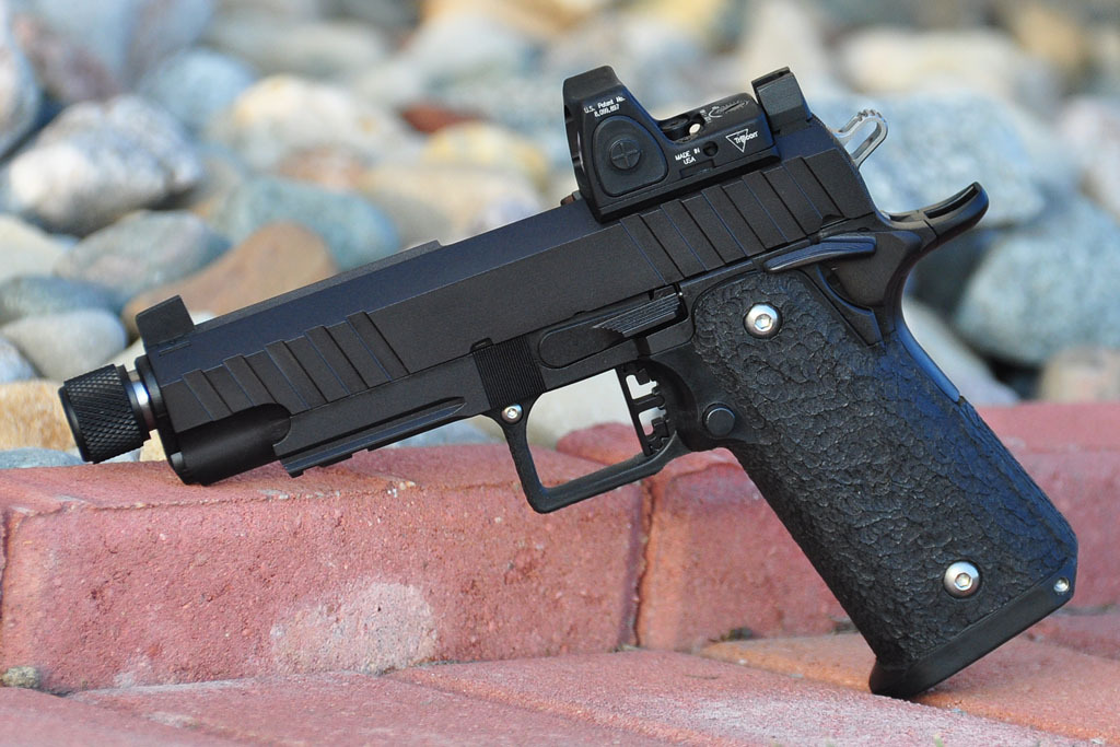 lookatmyguns:  [1024x683] Matt Cheely built STI 2011, Trijicon RMR, Threaded Barrel,