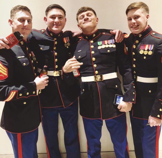 tamingjarheads:  real-and-raw-militaryguys:  Porn.