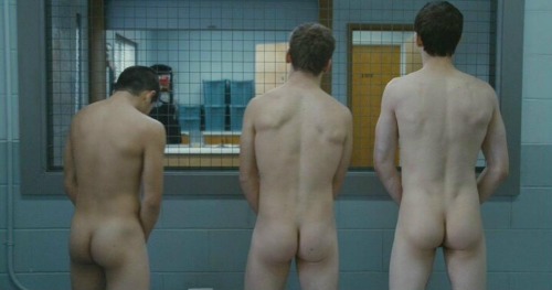 hombresdesnudo2:  Adam Butcher, Mateo Morales & Shane Kippel Naked!!!  “Dog Pound”