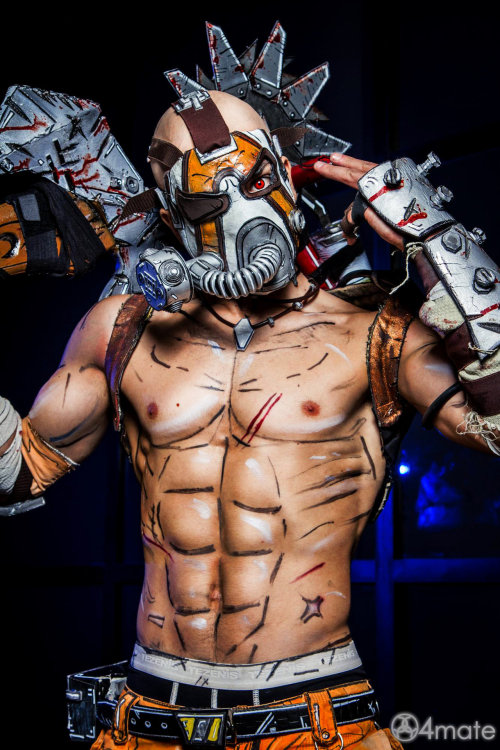 CosplayPsycho Krieg(Borderlands 2)By: Leon Chiro