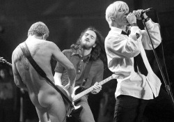 rhcp-blackandwhite:  Californication Era