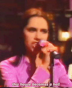 pjharveygif: Send His Love to Me live Letterman [x] 