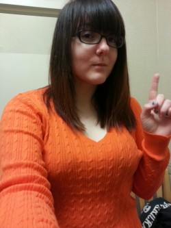 dorianngray:  I found a Velma sweater. 