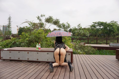 mmddlb: 夏天拍的