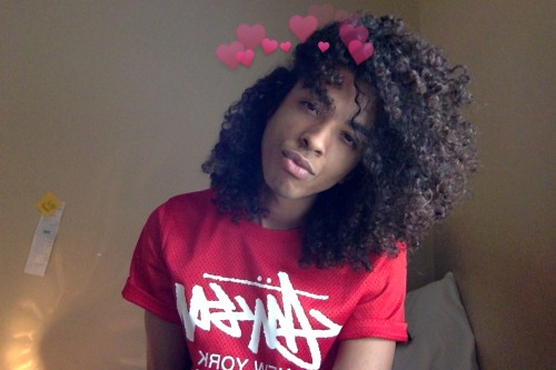 kawaiirey:bless blackout. 