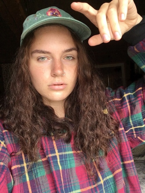 halsnasaglass: lms if i look like a twin peaks background character