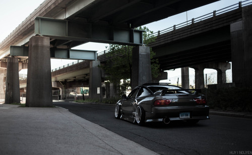 huy157:  Just for my tumblr. I’ll post a few shots of my shoot with Tyler’s Rb30. 