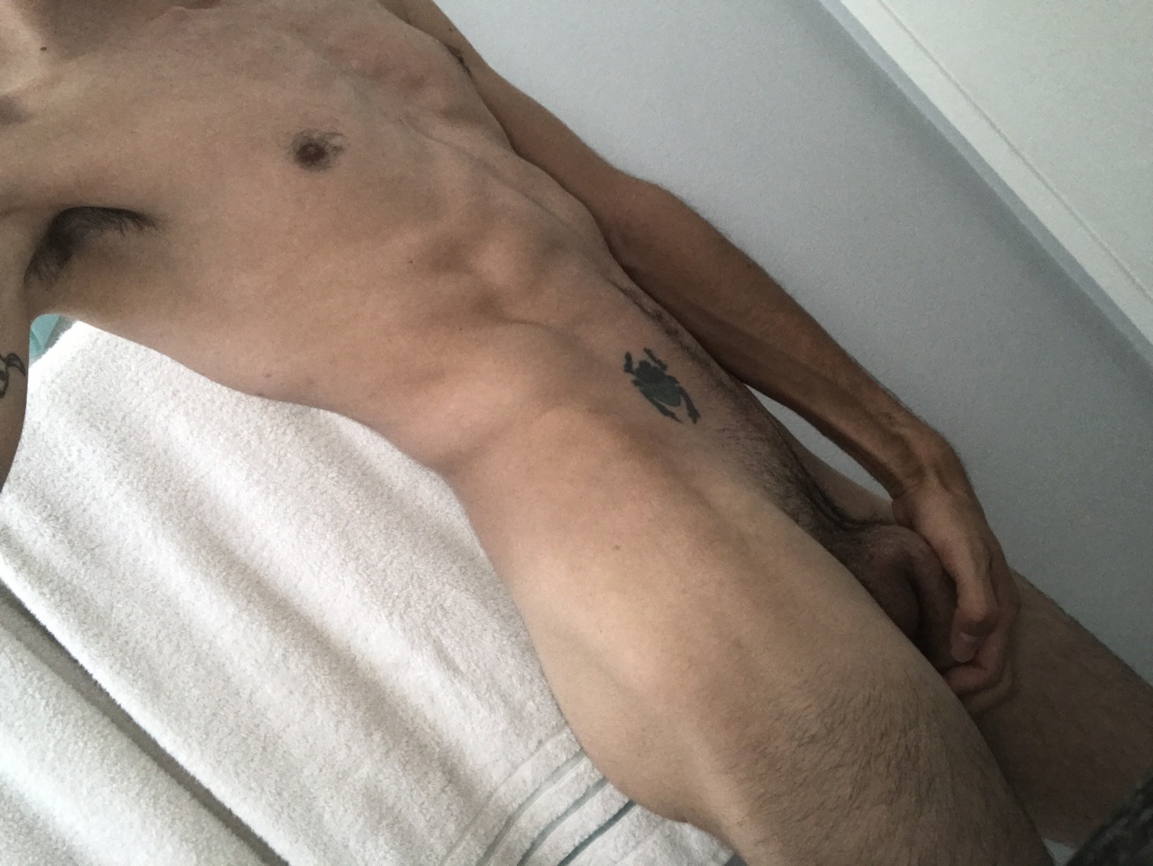 recently-bi:  The tanning has just begun!