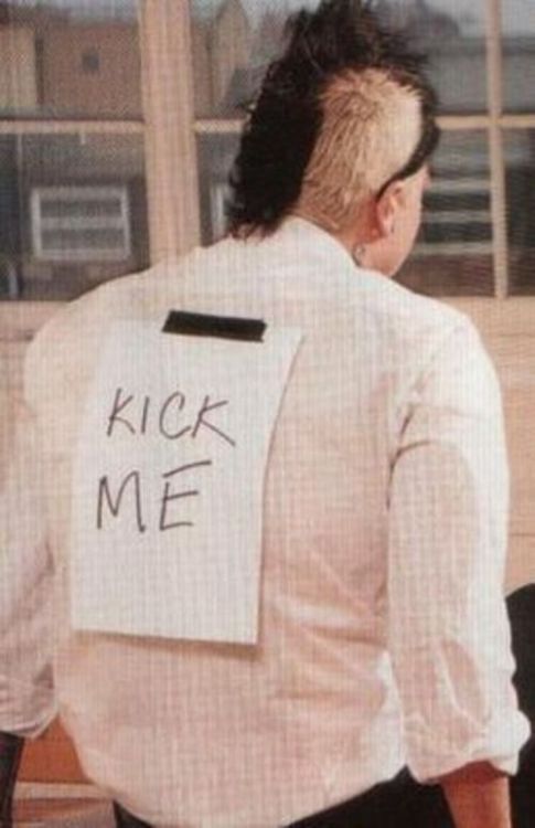 demolitionfrerard: more like fuck me