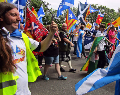 scotianostra:All Under One Banner,Today’s pro-independence march today in Stirling to mark the 704th