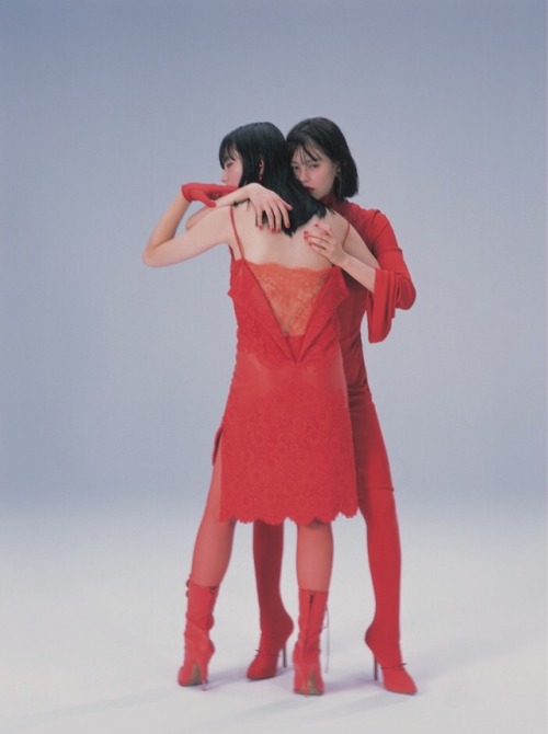 yua:“Red Velvet” by Nobuyoshi Araki for Dazed Magazine Autumn/Winter 2017