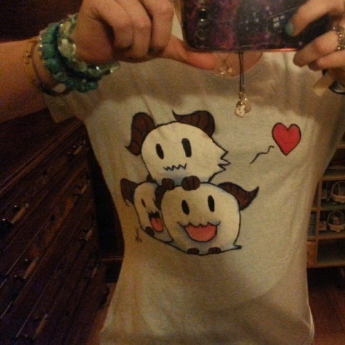 new t-shirt ♥ #porolol #poro #leagueoflegend #handamade #paint