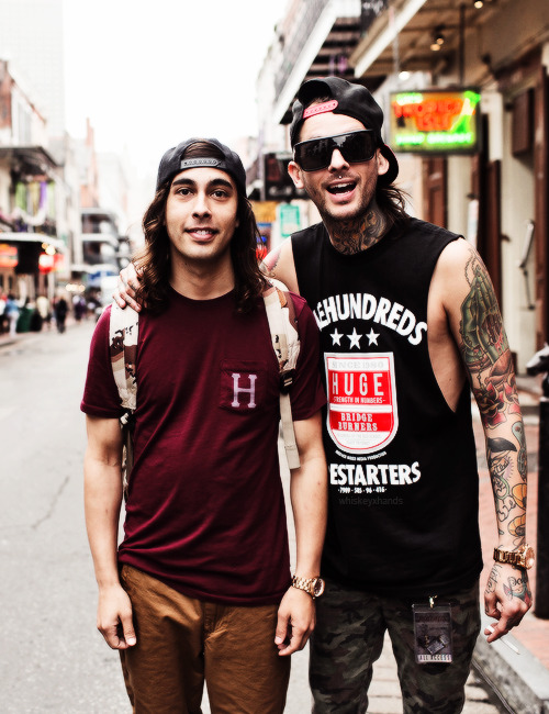 letliveintheend:  band/tattoo blog †