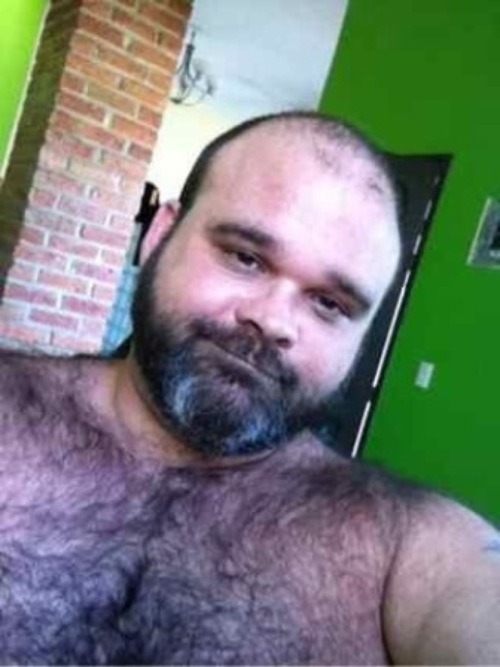 Porn Pics barebearx:  bearso:  More bears?,Follow me!