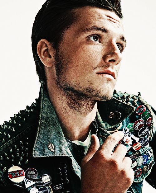 theblissofpeeta:  HAPPY 21ST BIRTHDAY JOSHUA RYAN HUTCHERSON