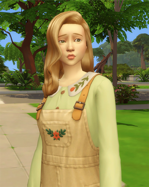 Mia MayberrryAspiration: Freelance Botanist Traits: Loves Outdoors - Animal Enthusiast - MakerHome: 