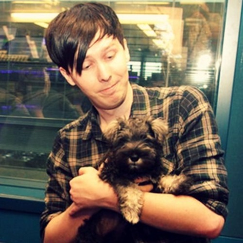 tr0ye-0ak13y:  Phil Lester + Puppies tell me this isn’t the most adorable thing ever 
