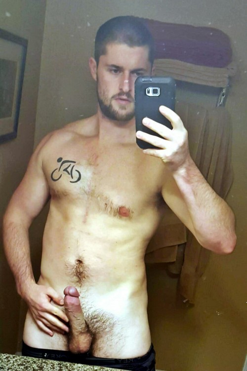 biblogdude:  brainjock:  College bro got a big ol’ BUTT!  This sexy college senior is all about his fitness, biking at least 50 miles a week! He likes to stay active, because he had to have open heart surgery as a teen and wants to stay in top physical