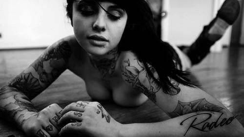panda-face-mew:  Radeo  