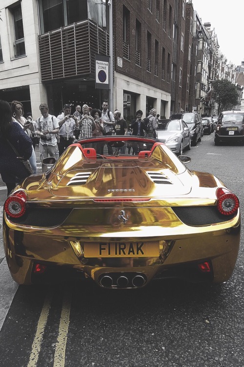 pfarm1990: #custom #gold #carporn #ferrari #foreigns #rarri