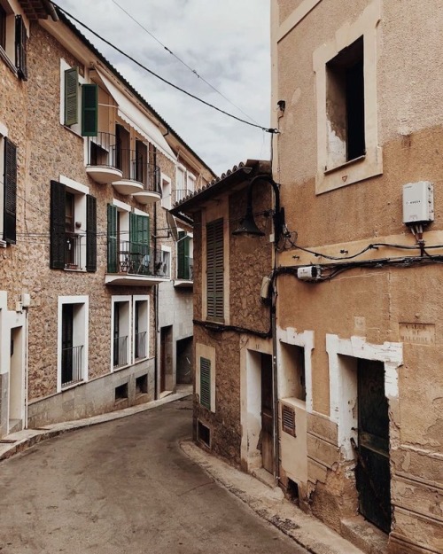 | ♛ |  Strolling island alley - Sóller, Mallorca  |  ©...