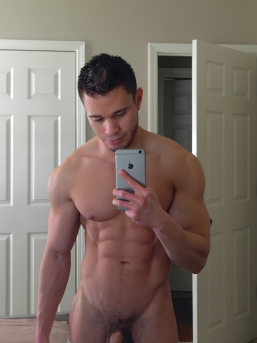 txcwbysexy:  Go follow this sexy ass Papi, @bruhsky 