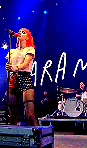 6.5K CELEBRATION: + FAVORITE HAYLEY LOOKS For @ricky-olson
