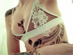 sexgirlsandtattoos:  #sexy  #girl  #tattoo