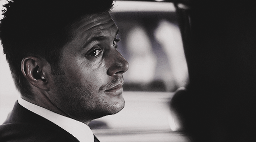 loveeachotherslikej2: Dean - “Have you heard the story of these two hunters fucking in a car?&