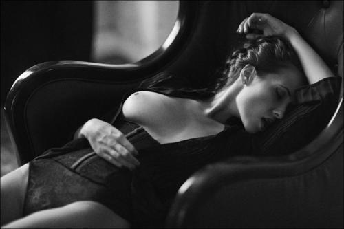 alice215685:  Waiting for you…