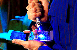 weeping-who-girl:  The Twelve Davids of Christmas Part 2 (3/12)  Ten Davids Sonic-ing
