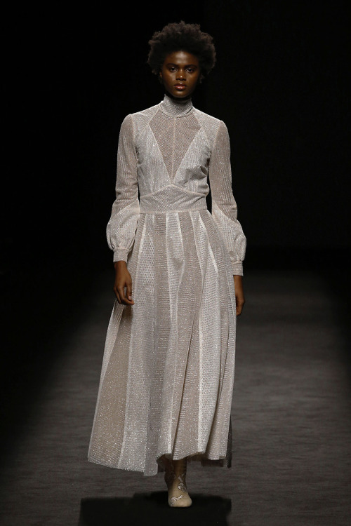 driflloon:imade ogbewi @teresa helbig fw19