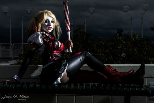 Model: lilystellacosplaysCosplay: Harley QuinnFandom: BatmanEvent: Anime Revolution 2015