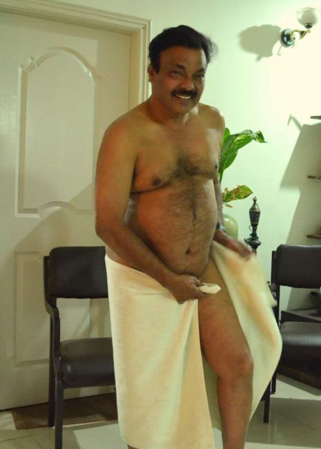 chandan94k-blog: lundraja:  Flasher Daddy  Kolkata daddy 