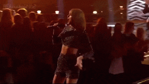 andthisloveis:shut up im the queen