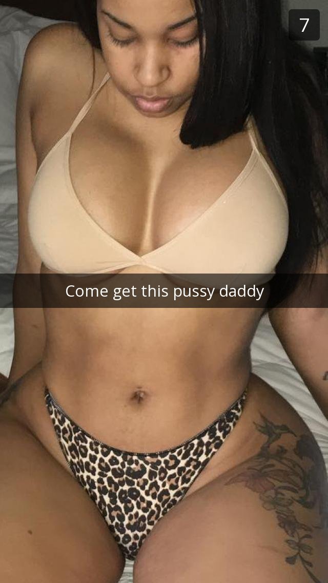 fetishexpo:  I dont know about you fellas, but when your daughter is this thick and