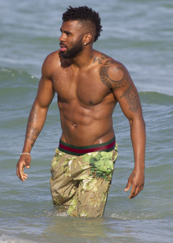 celebritiesofcolor:Jason Derulo at Miami