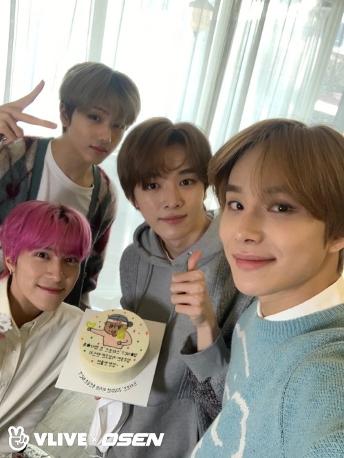 210105 VLIVE update with Hendery, Jungwoo, Jisung & Sungchan (1, 2, 3, 4, 5, 6, 7)